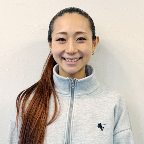 石田 真美